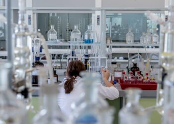 Farmaindustria cree que España podría atraer 21.500 millones de euros de inversión entre 2027 y 2030